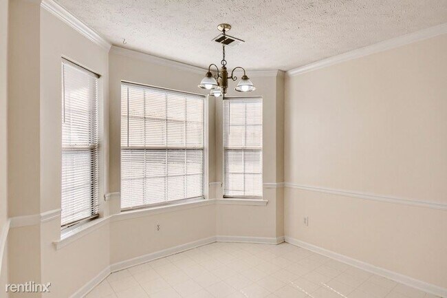 Foto del edificio - 3 br, 2 bath House - 8140 Chapman Terrace ...