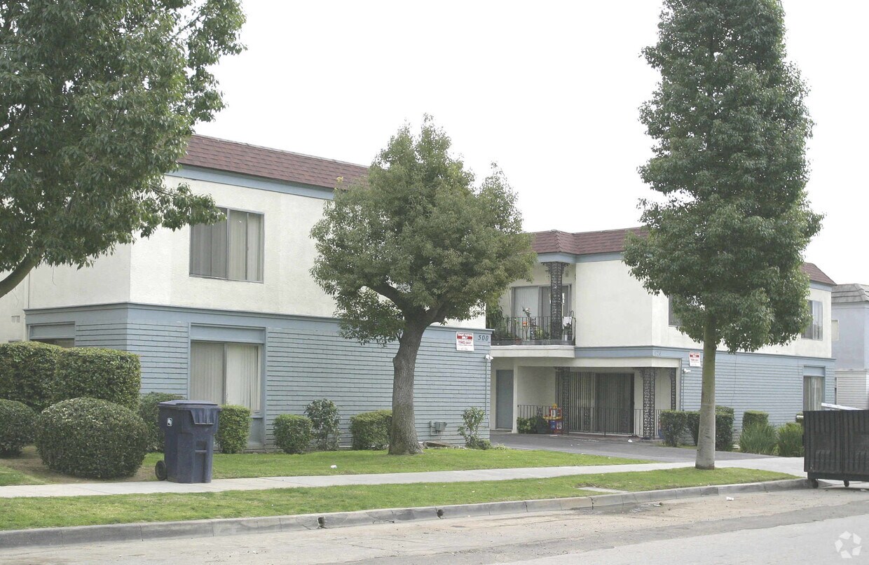 Primary Photo - 426-500 N Marguerita Ave