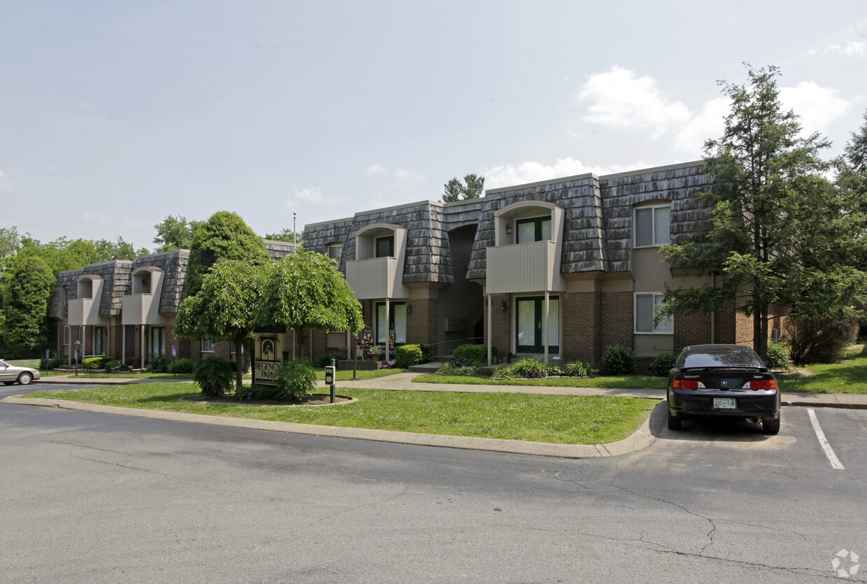 Primary Photo - Regency Park Apartments