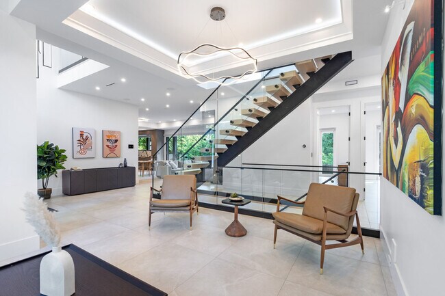 Photo du bâtiment - 2505 Edgemont Blvd