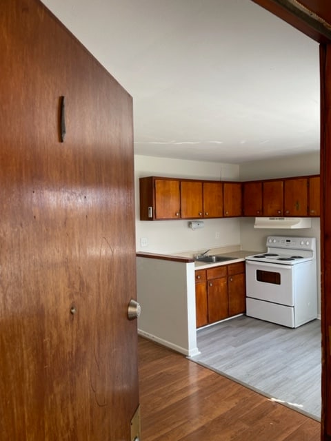 Building Photo - 161 D View Ave