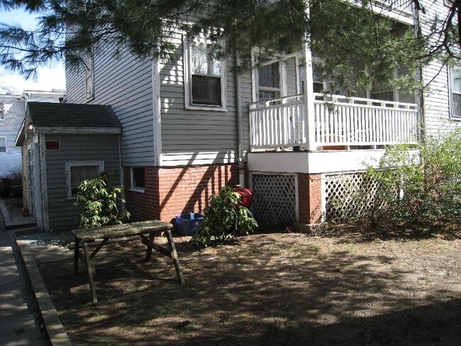 Foto del edificio - 279 Washington St