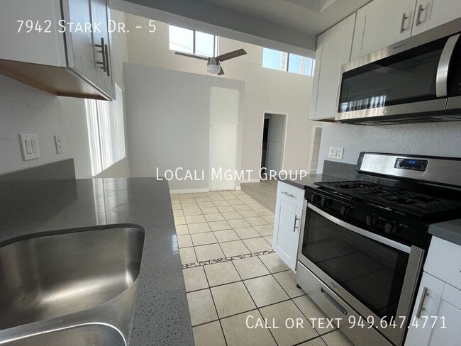Foto del edificio - 7942 Stark Drive