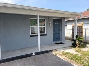 Building Photo - 2039 Calusa Trail
