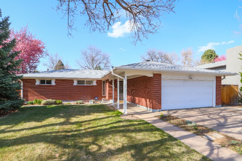 Foto principal - 9043 E Eastman Pl