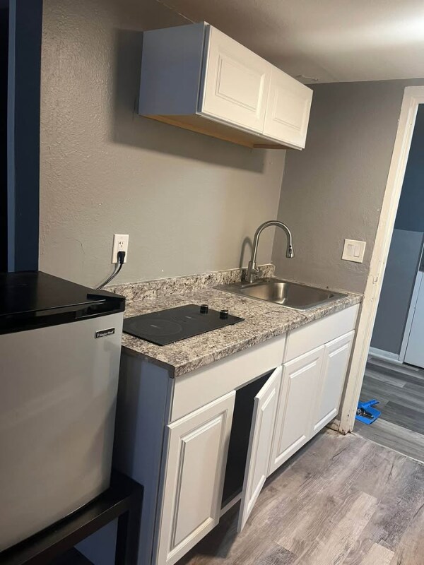 Foto del edificio - 111 S Summit St