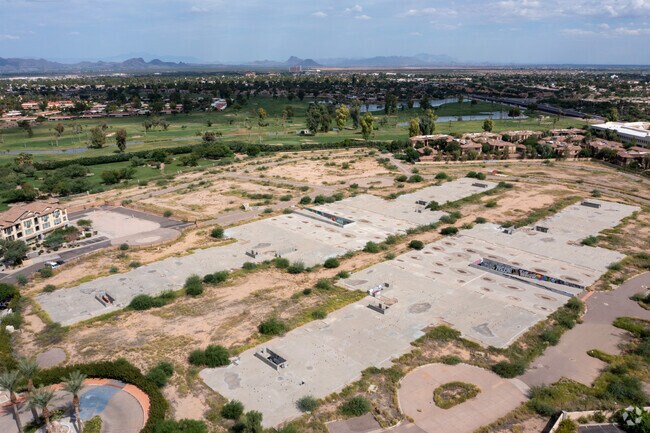 Building Photo - Artesia