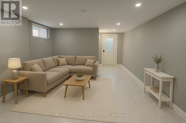 Photo du bâtiment - 70 Prouse Dr