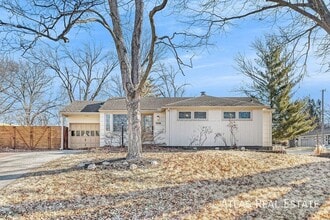 Building Photo - 7535 Briar St