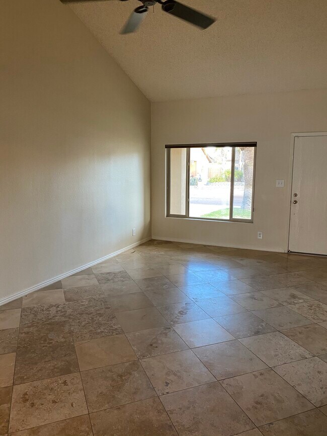 Living room - 9337 E Cortez St