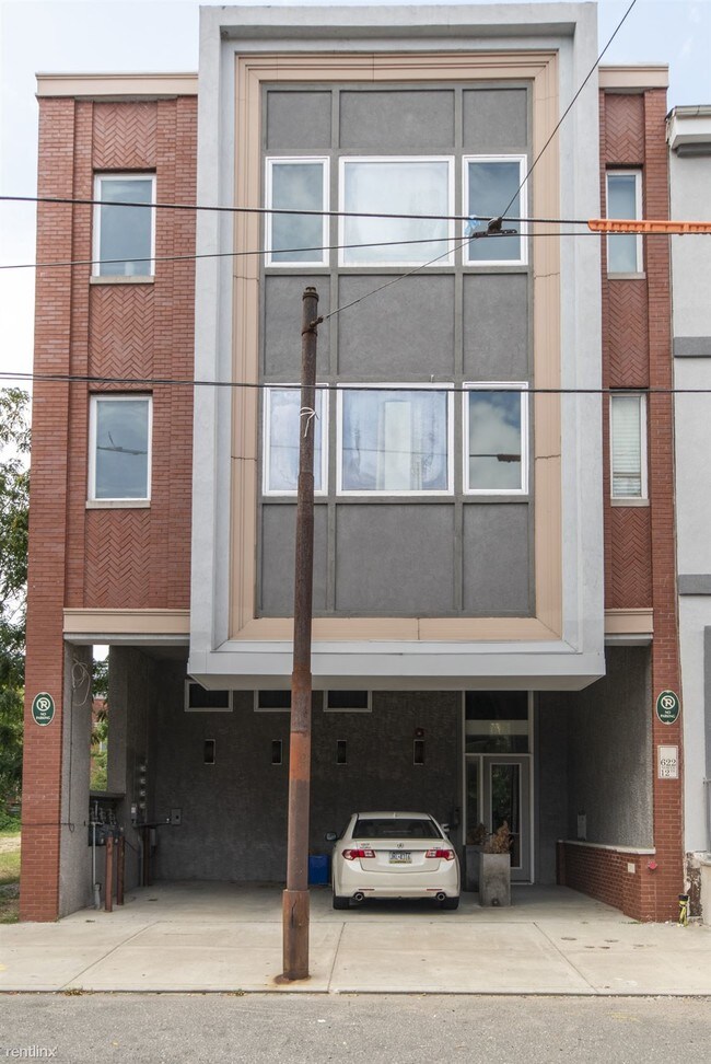 Building Photo - Studio, 1 bath Condo - 622 N 12TH ST 4