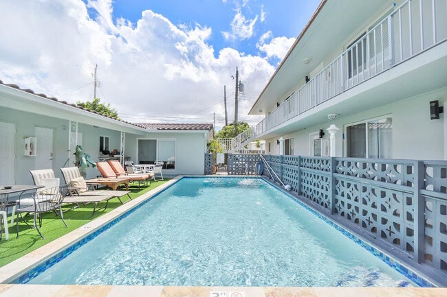 Foto del edificio - 560 SE 23rd Ave