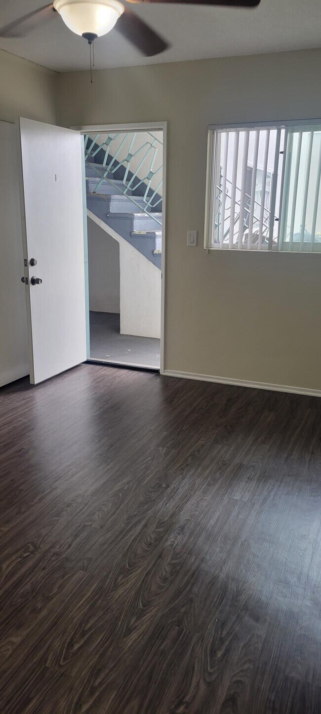 Foto del edificio - 2100 Hermosa Ave