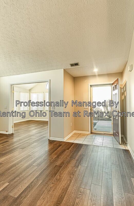 Foto del edificio - 8951 Stonebridge Pl