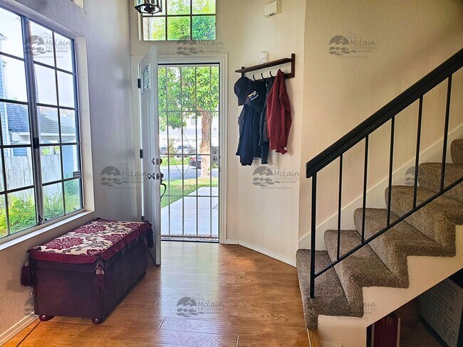 Foto del edificio - 3 Bedroom, 2.5 Bathroom in Rancho Del Oro!