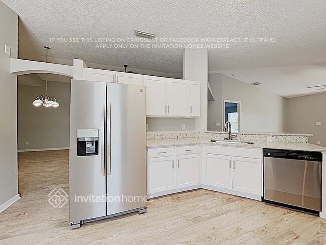 Building Photo - 2107 Deercroft Dr