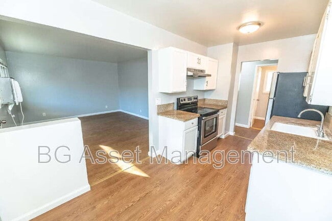 Building Photo - 1938 Ethan Wy