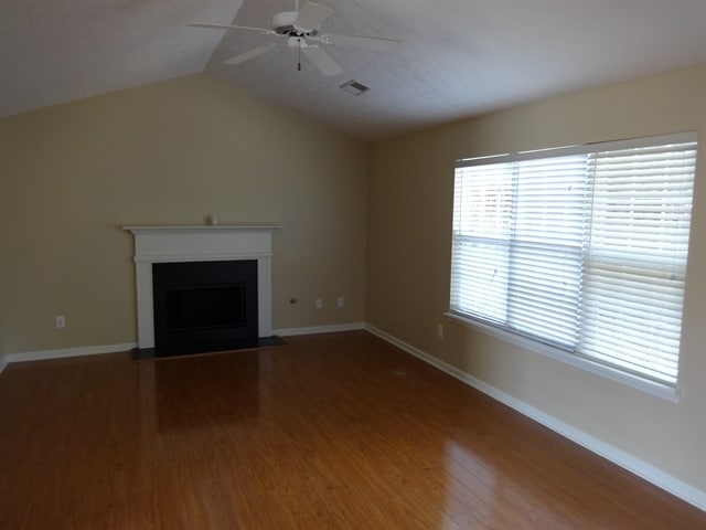 Foto del edificio - 3004 Lake Park Trail