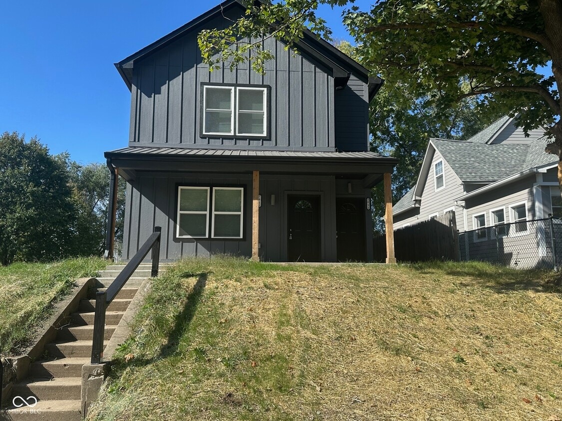 Primary Photo - 2612 Boulevard Pl