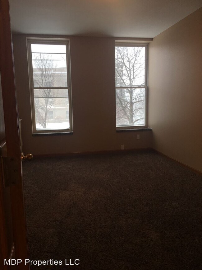 204 Main St W, Ashland, WI 54806 Room for Rent in Ashland, WI