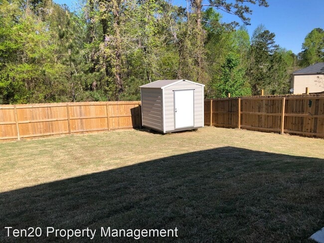 Building Photo - 5 br, 3 bath House - 2634 Honeysuckle Dr