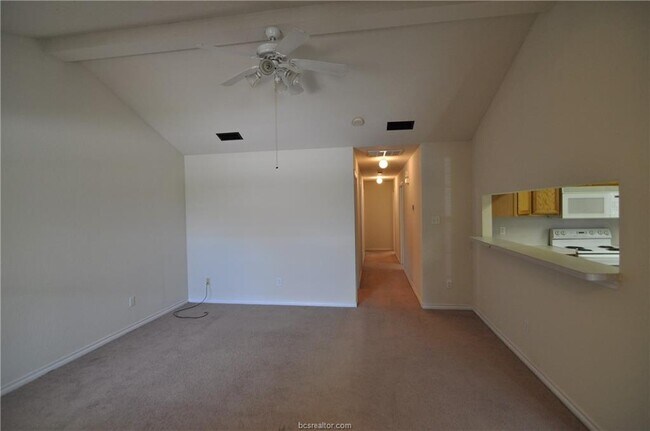 Foto del edificio - 935 Crepe Myrtle St