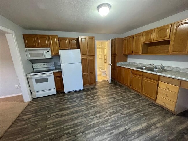 Foto del edificio - 269 E Pickens Rd
