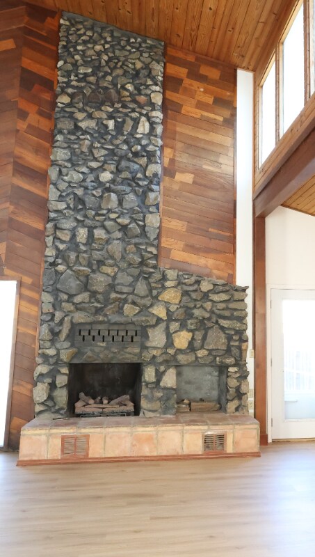 Foto del edificio - 805 Hardy Springs Cir