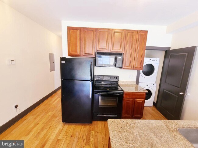 Foto del edificio - 1526 Willington St