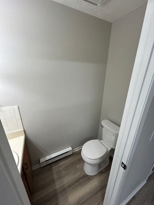 Foto del edificio - 2 Bedroom and 1.5 Bath Townhome - Troy, Ohio!!