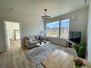 Building Photo - 2520 N Regal St