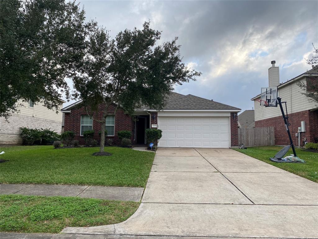 2249 Waxwing Dr, League City, TX 77573 House for Rent in League City