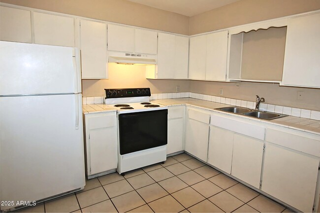 Foto del edificio - 1742 E 6th Ave