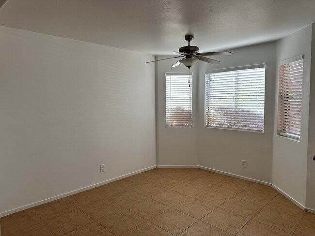 Foto del edificio - 874 Mesquite Springs Dr