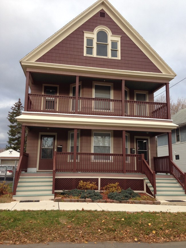 Building Photo - 1234 Noyes St