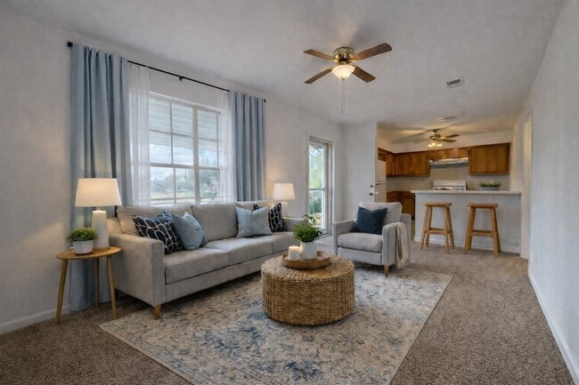 Foto del edificio - 508 Mahan Ave