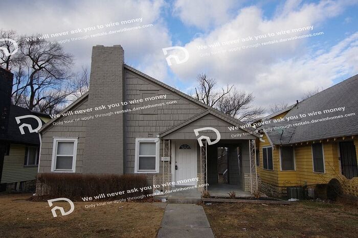 Primary Photo - 1812 E 67th St