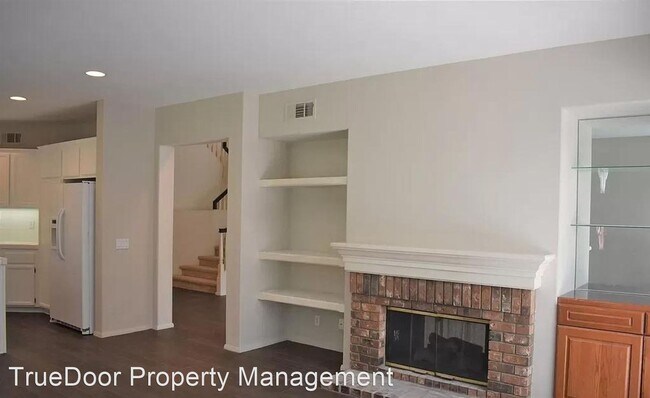 Building Photo - 3 br, 2.5 bath House - 2093 Palmetto Terrace