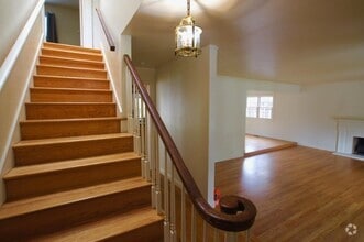 Building Photo - 1715 Grizilo Dr