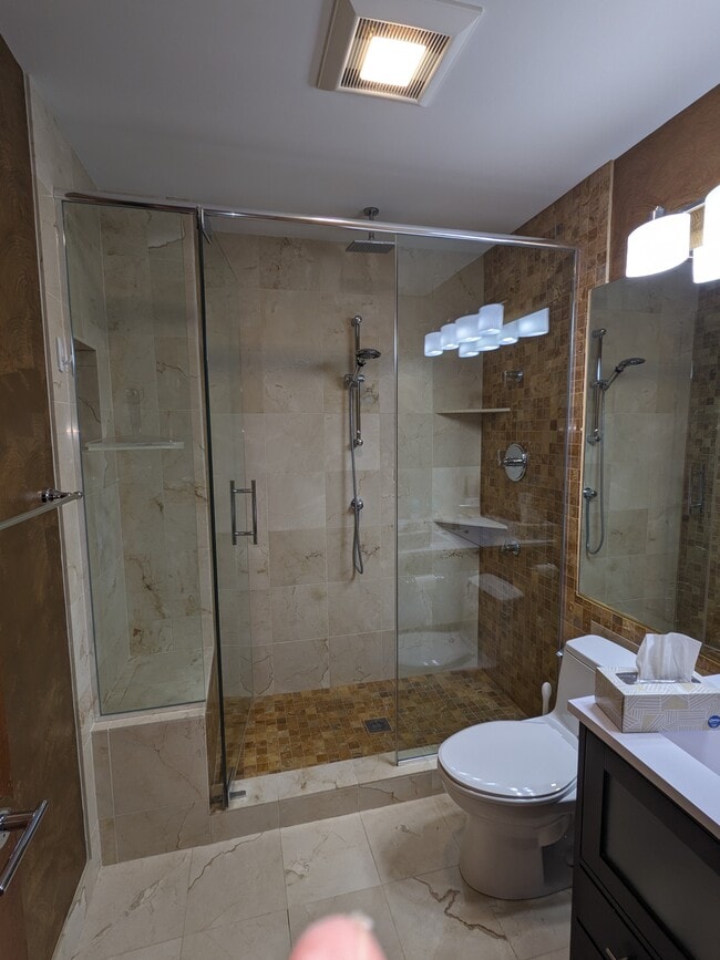 Building Photo - 604 Marseilles Cir