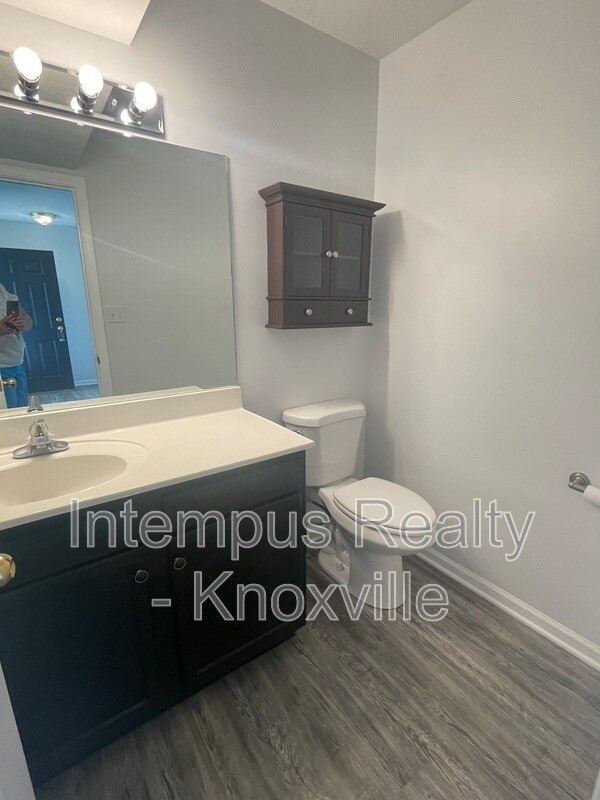 Foto del edificio - 3119 Pinex Ln