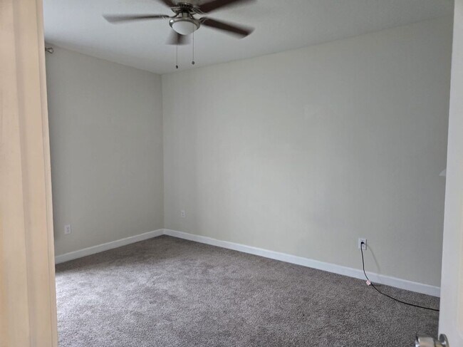 Foto del edificio - 9006 Azalea Sands Ln