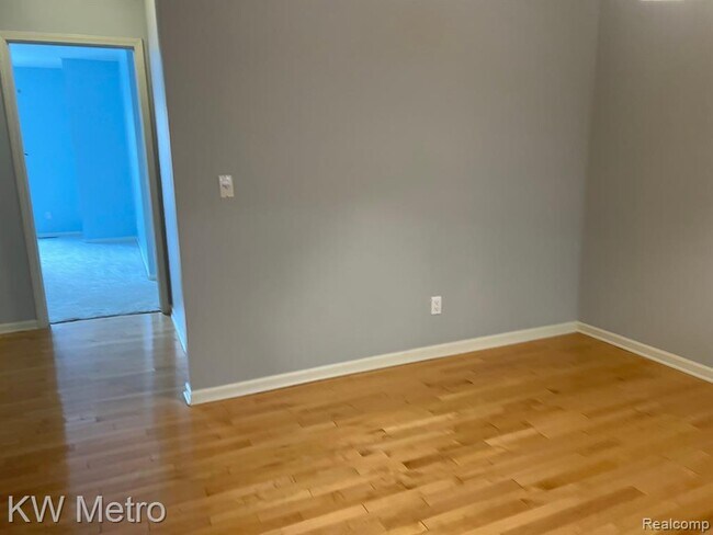 Foto del edificio - 166 Tiffany Ln