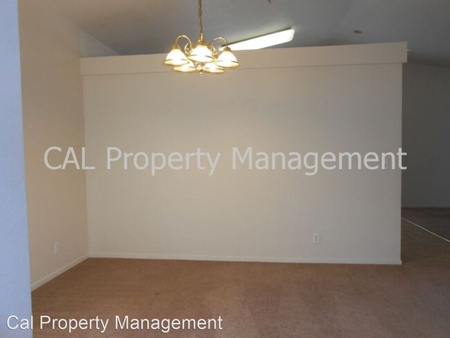 Building Photo - 4 br, 2 bath House - 361 Chardonnay Dr.