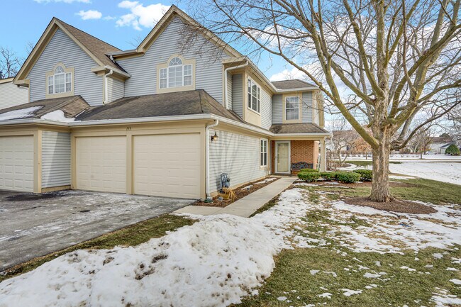 Foto del edificio - 133 White Branch Ct N