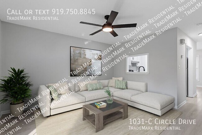Foto del edificio - 1031 Circle Dr