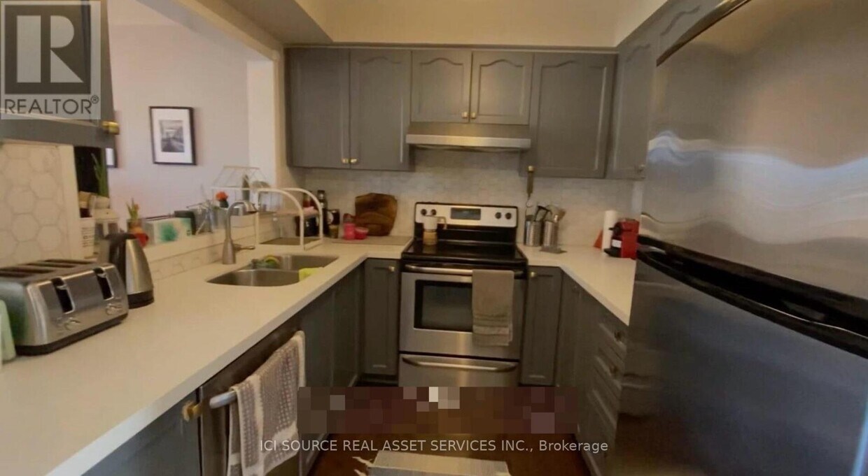 Photo du bâtiment - 5525 Palmerston Crescent