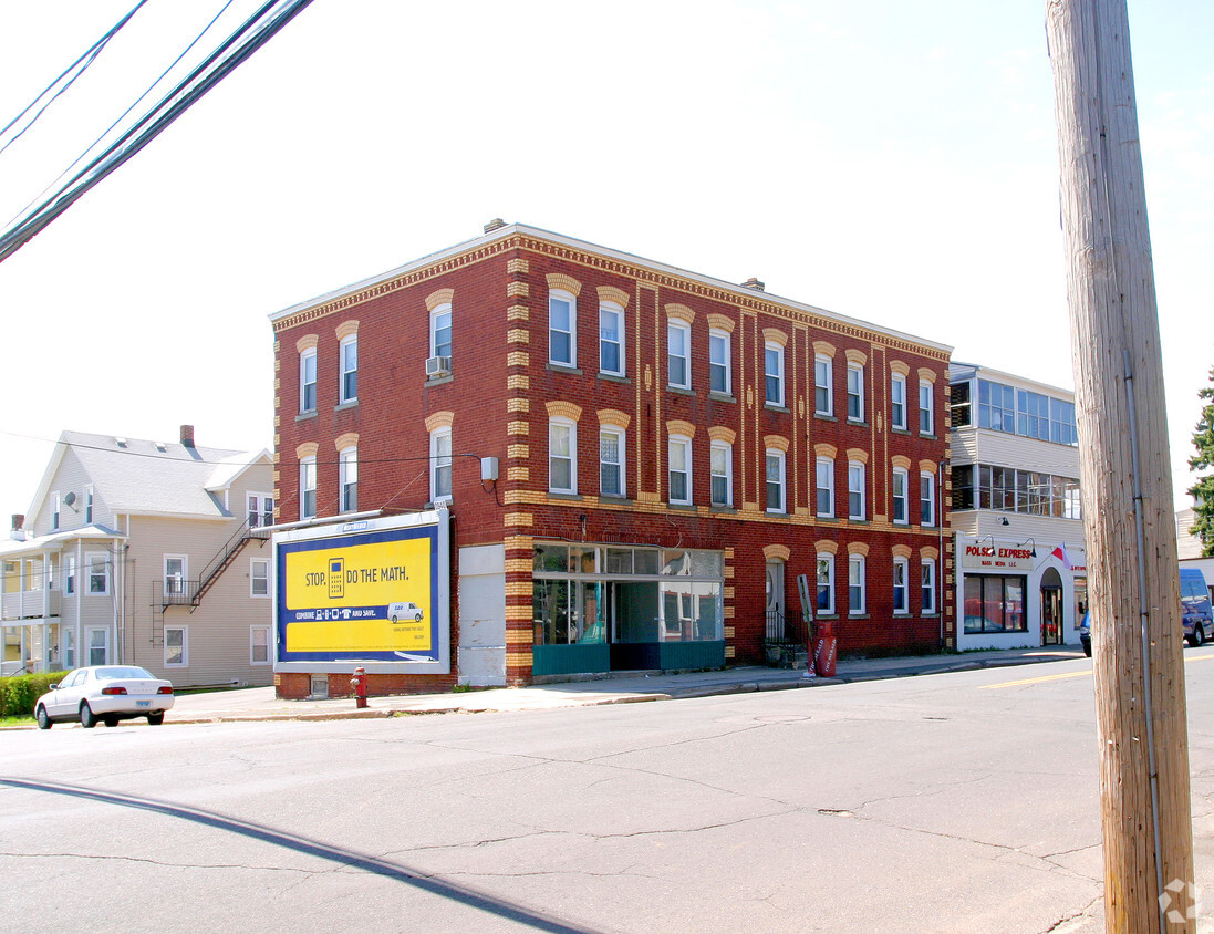 Building Photo - 270 Broad St