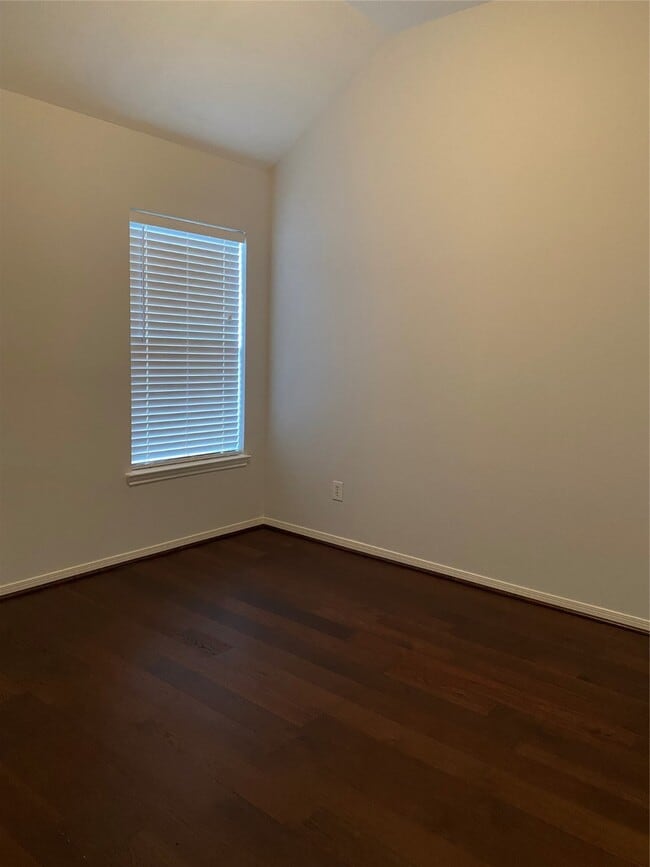 Building Photo - 7227 Agave Dr