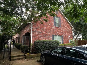 Building Photo - 1919 S 7th St Building Photo - 1919 S 7th St